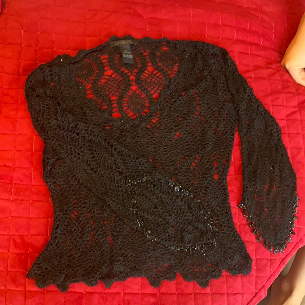 Black sleeved top